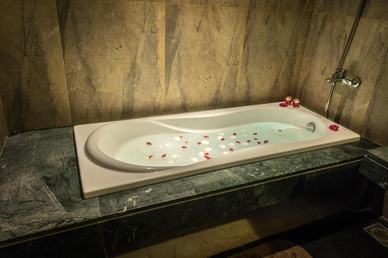 Earls Rajarata Hotel Anuradhapura Eksteriør billede