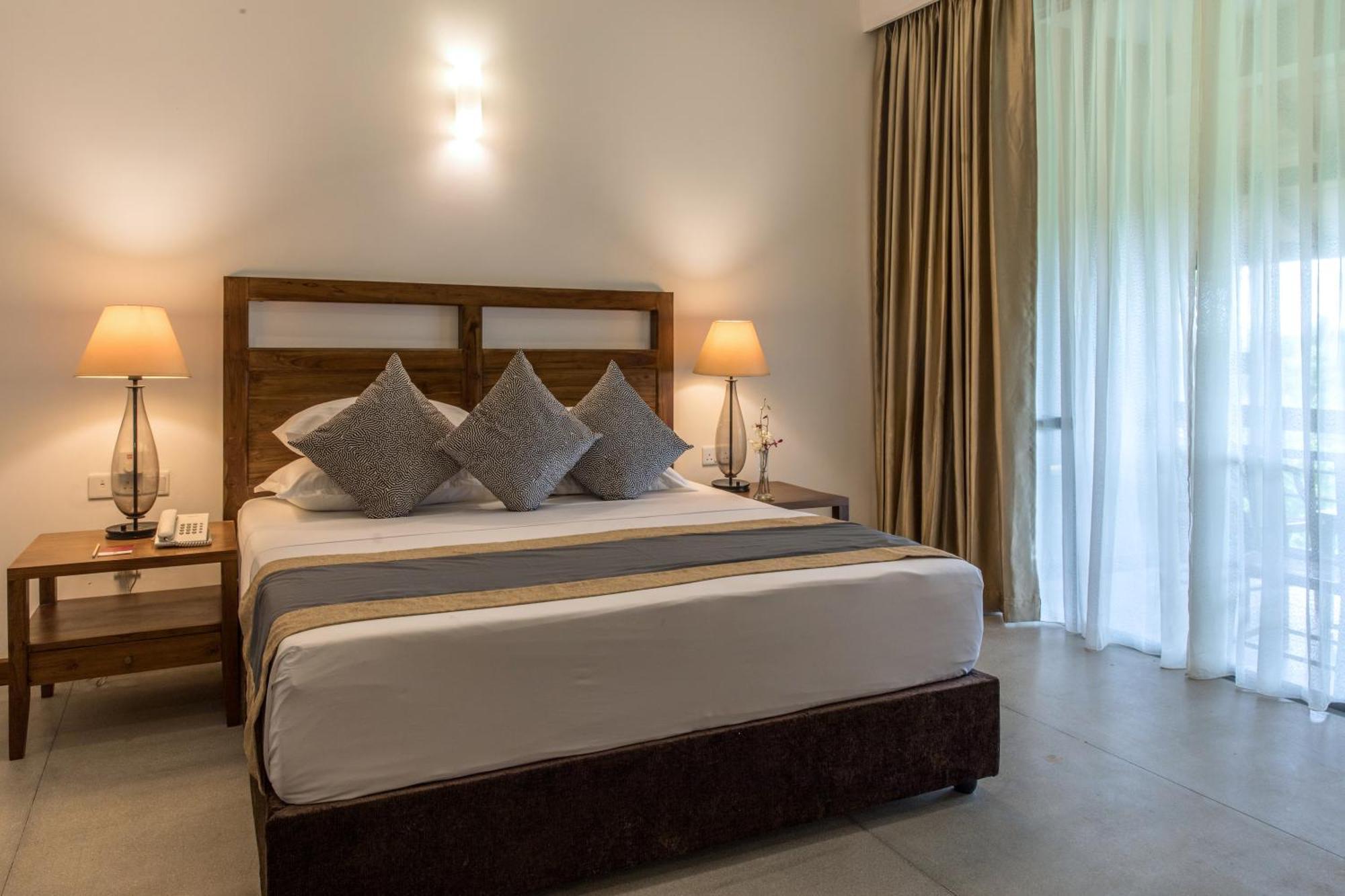 Earls Rajarata Hotel Anuradhapura Værelse billede