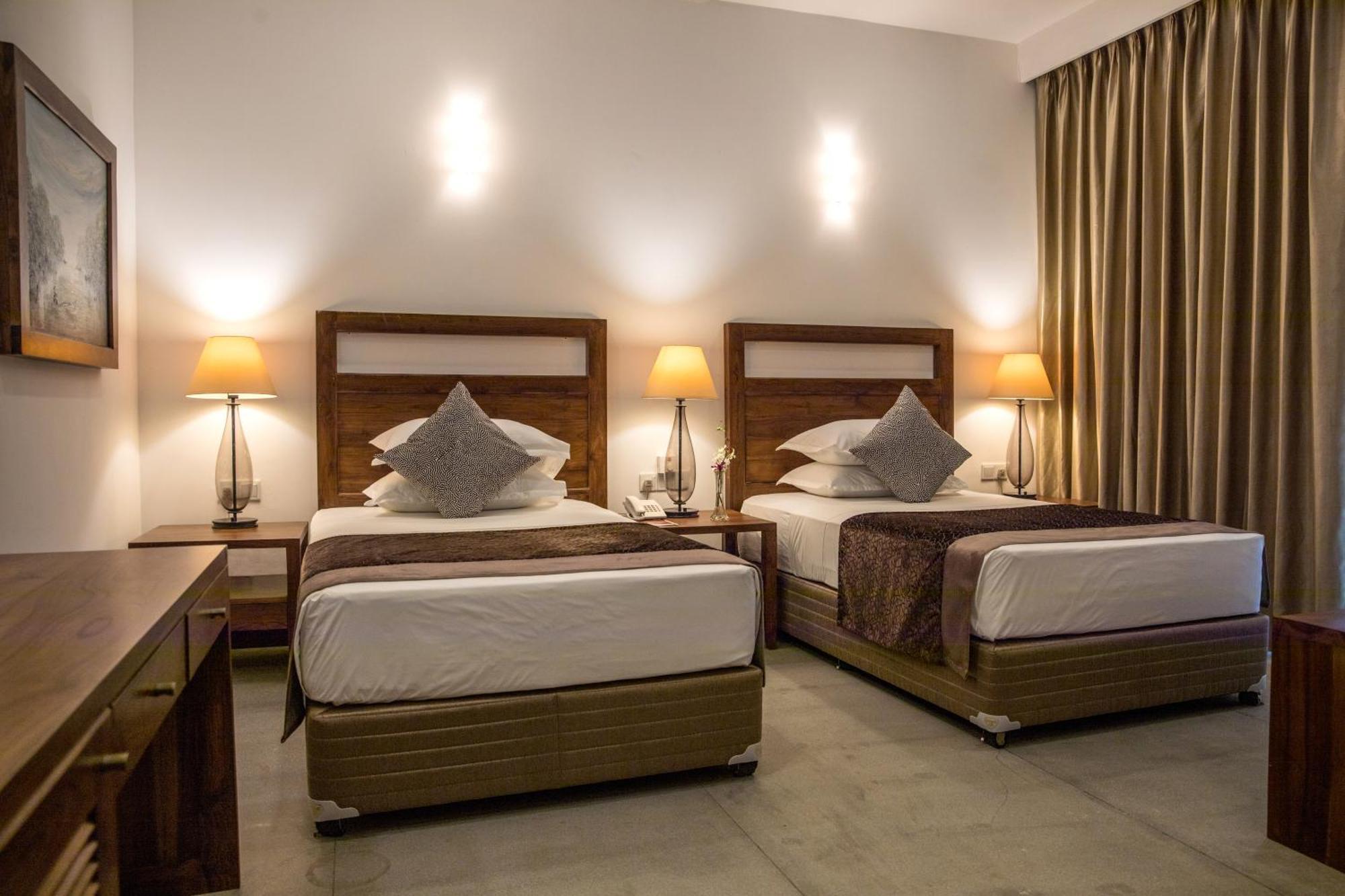 Earls Rajarata Hotel Anuradhapura Værelse billede